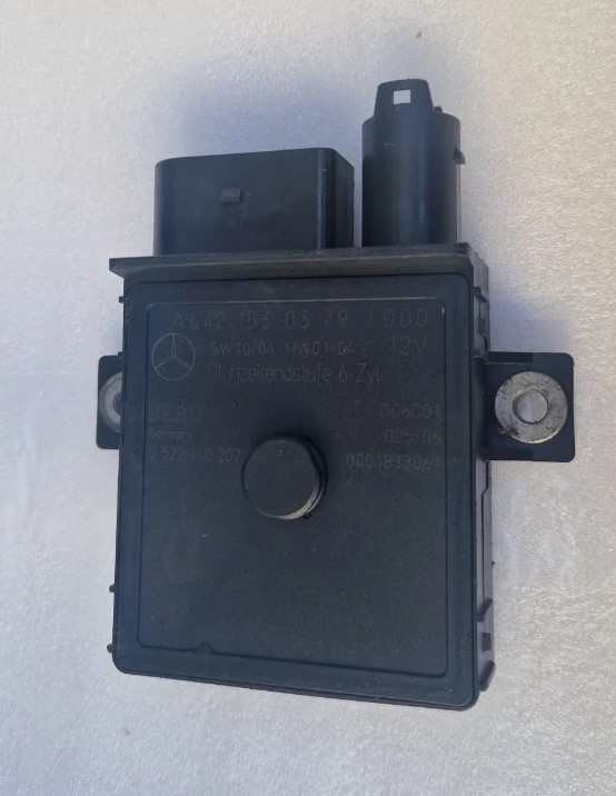 Caja Precalentamiento Mercedes Clase E referencia A6421530379 / ubic. 25/19