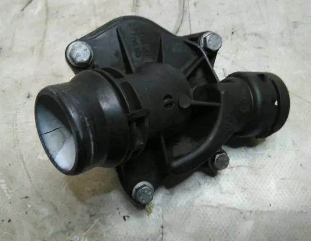 TERMOSTATO BMW E46 2.0D 150CV REFERENCIA MOTOR 204D4 REFERENCIA PIEZA 7785053 - Est. 25/20