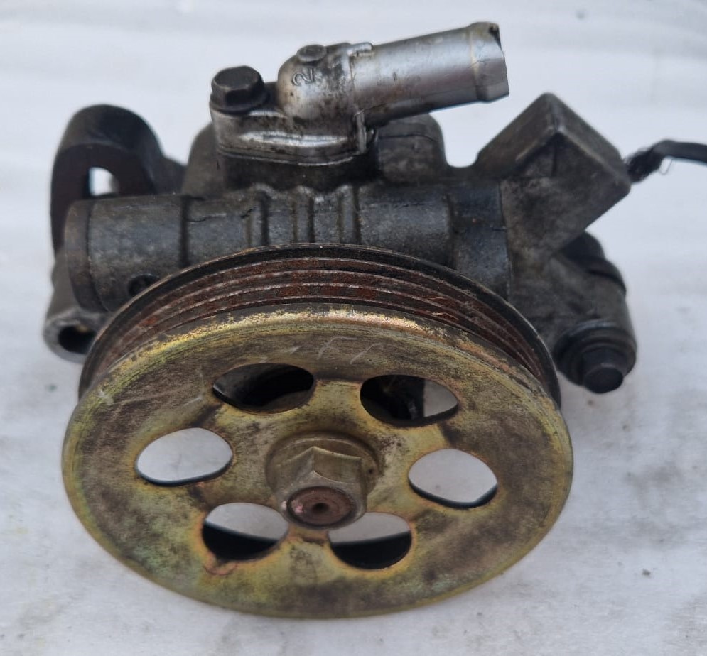 BOMBA DIRECCION HONDA CIVIC 1.4 / 16  16V  REF. P2A740252V ( Est. 25/17 )