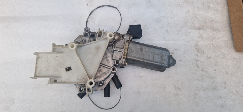 ELEVALUNAS DELANTERO DERECHO LAND ROVER FREELANDER REF. 0536006101  /  Est. 25/19
