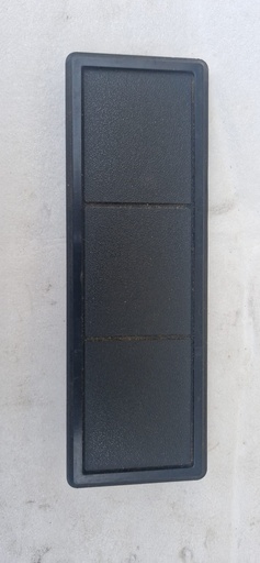 EMBELLECEDOR CUBIERTA PANEL CENTRAL RADIO VW GOLF MK1 REF. 171863267A / Est. 25/18