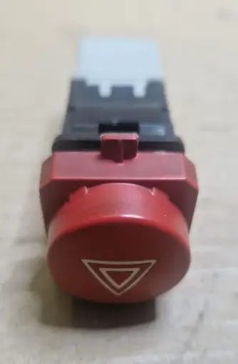 INTERRUPTOR WARNING GRUPO VAG MARCA TRW 9 PINS -  Est. 25/19