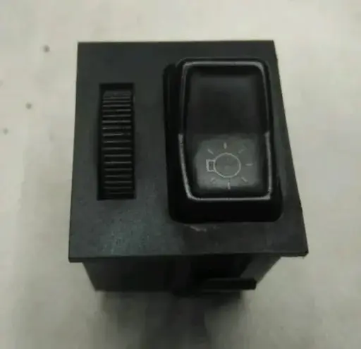 INTERRUPTOR LUZ + REGULADOR LUZ GOLF / JETTA / POLO / SIROCCO REF 321941531K - Est 25/18