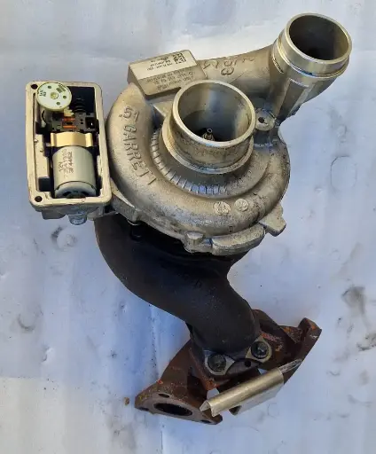 TURBO MERCEDES / CHRYSLER  3.0CDI / 3.0CRD REF- 757608-0001 - ( Est. 25/10 )